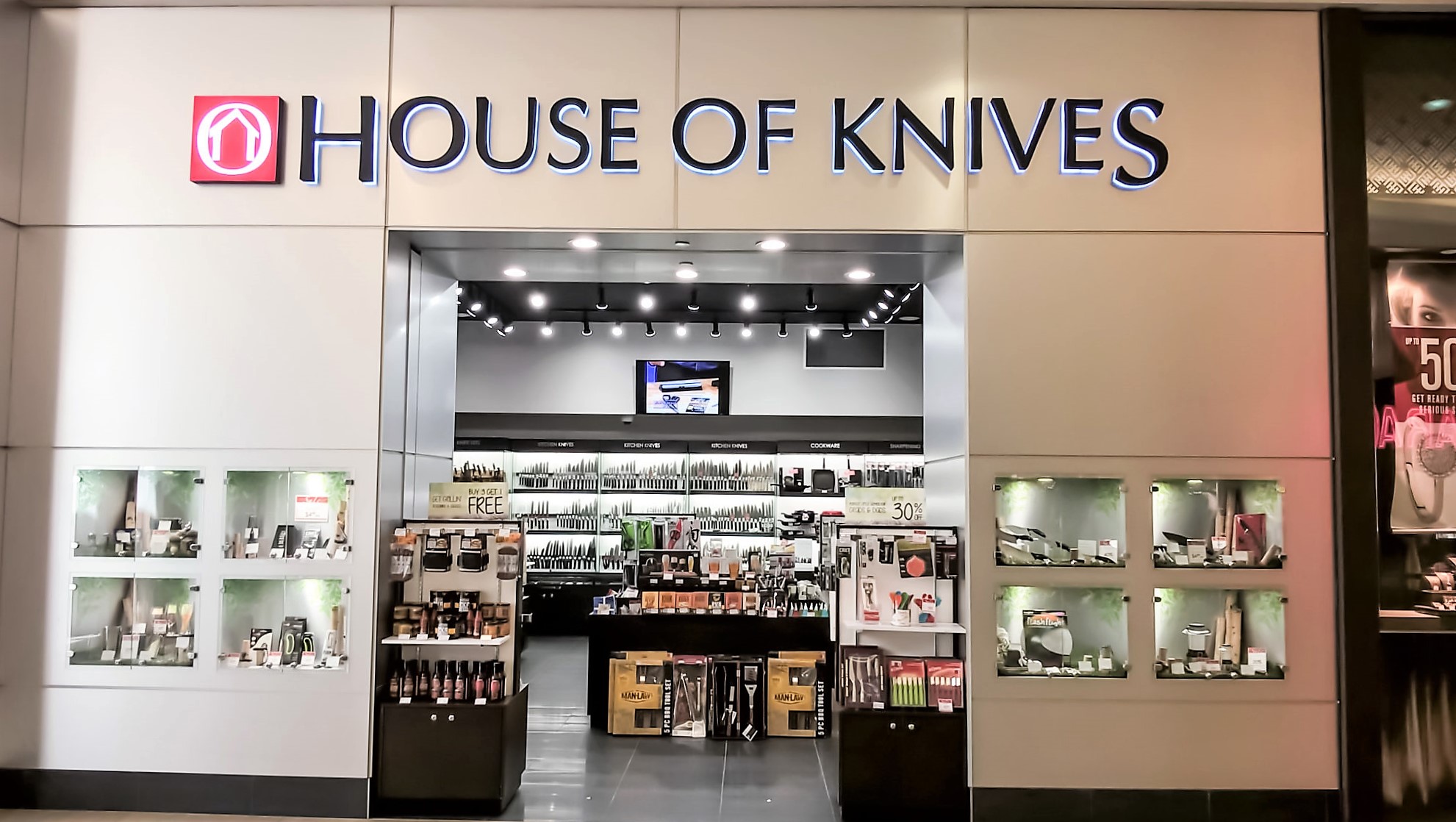 House-of-Knives-Project-7_edited gg